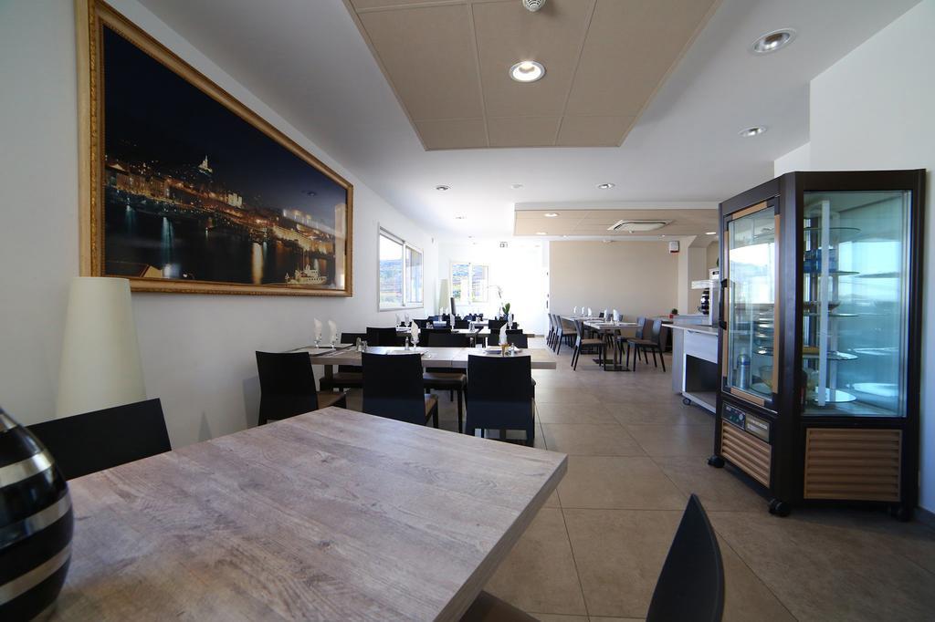 Hotel Restaurant Les Pielettes Le Rove Ngoại thất bức ảnh